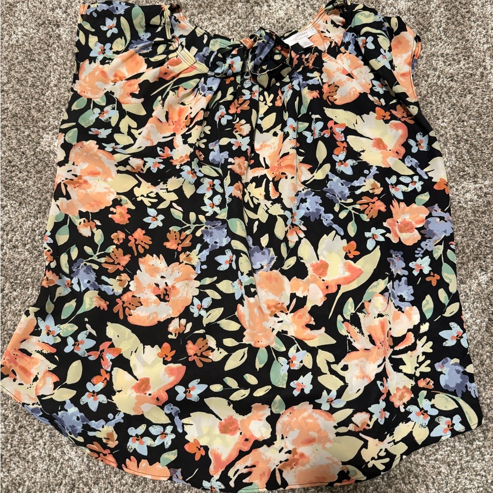 Floral Sleeveless Blouse